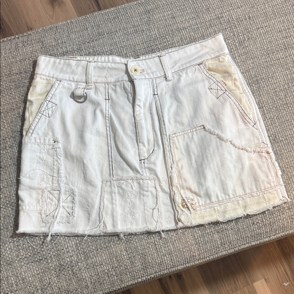 We The Free Dresses & Skirts - Free People We The Free Mini Skirt Distressed Patchwork Pockets Ivory sz30
